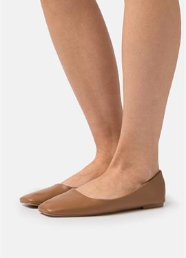 SQUARE TOE BALLET - Klassischer балетки Rubi Shoes by Cotton On
