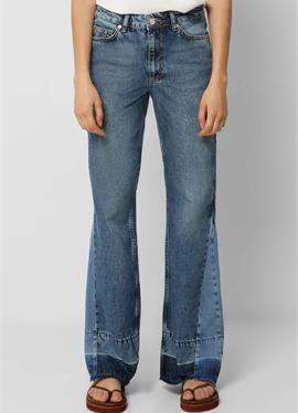PATCH - Flared джинсы