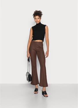 PCTOPPY PANT - леггинсы - Hosen Pieces