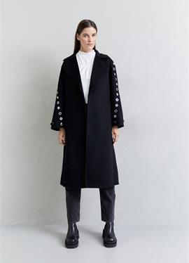 OVERSIZE WITH EYELETS - плащ