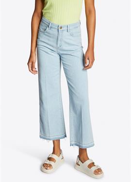 Широкие брюки с - Flared джинсы