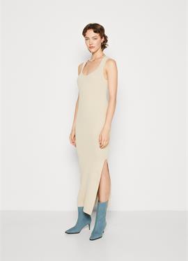 LILLIE GRACE SIDE SLIT DRESS - макси-платье