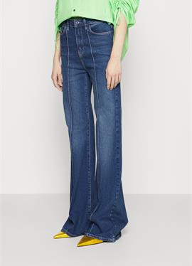 KL X AMBER VALLETTA HIGH WAIST DENIM шорты - Flared джинсы