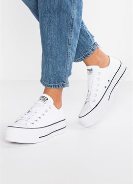 CHUCK TAYLOR ALL STAR LIFT CLEAN - сникеры low