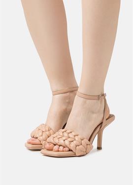 SHILO - сандалии на высоком каблуке