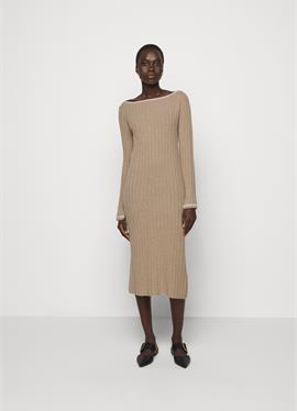 BOAT NECK DRESS - платье