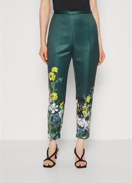 AIKAAT PRINTED NARROW PEG TROUSER - брюки