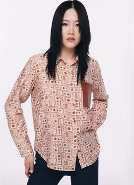 Свободный крой VISUAL - блузка рубашечного покроя