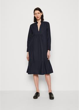 DRESS RELAXED A SHAPE CUTLINES FEMININE GATHERING - платье