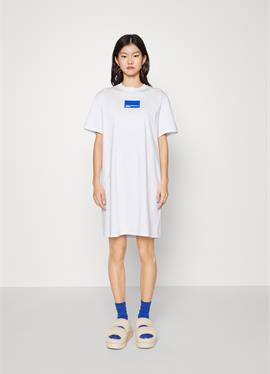 REGULAR TEE DRESS - платье