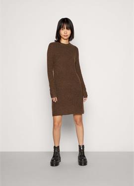 PCELLEN O-NECK DRESS - вязаное платье