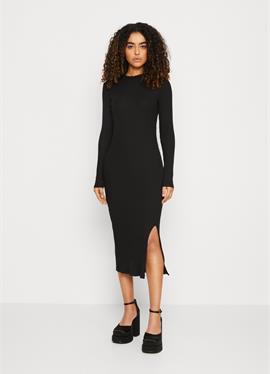 CIRC LONG SLEEVES MIDI HIGH SLIT DRESS - вязаное платье