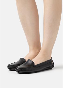 ESSENTIAL CHIC MOCASSIN - мокасины