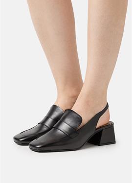 LESS IS MORE - женские туфли