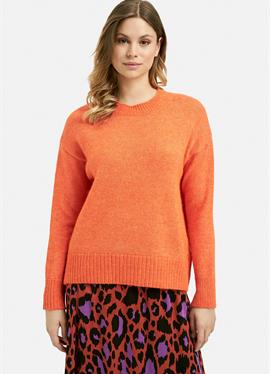 WITH ROUNDNECK AND 1/1 SLEEVES - кофта