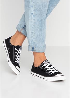 CHUCK TAYLOR ALL STAR DAINTY BASIC - сникеры low