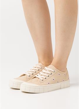 PEGGY LACE UP PLIMSOLL - сникеры low Rubi Shoes by Cotton On