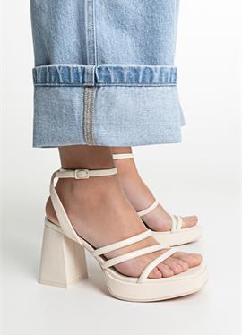STRAPPY - сандалии на высоком каблуке