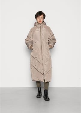 PCFELICITY LONG PUFFER куртка - зимнее пальто