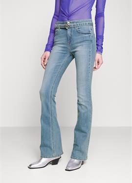 FLORA - Flared джинсы