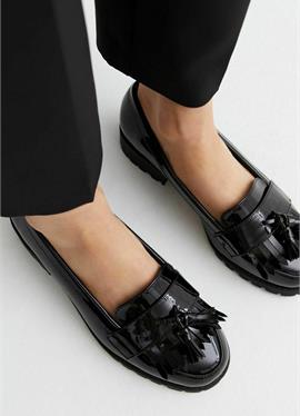 WIDE FIT PATENT CHUNKY FRINGE LOAFERS - слипперы