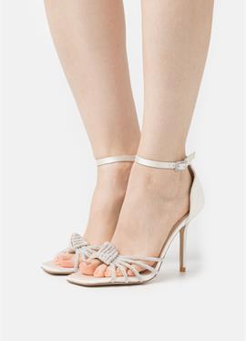 MORELLA - сандалии с ремешком