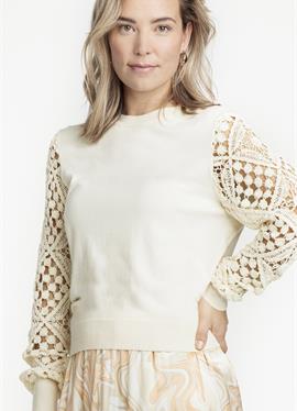 CROCHET SLEEVES - кофта