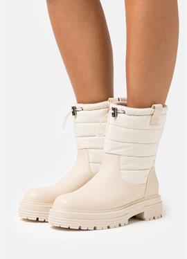 Snowboot/Winterstiefel