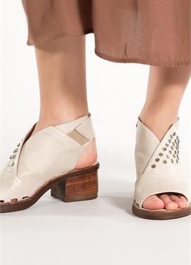 KENYA - сандалии с ремешком