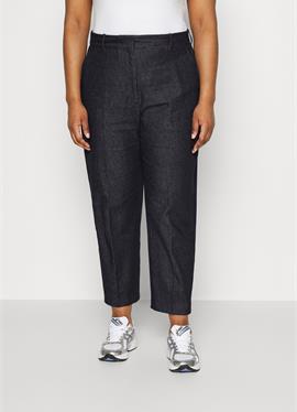 TAPERED PANT - брюки