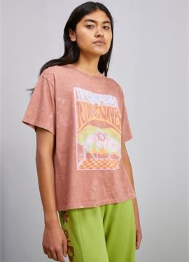 GIRL NEED TEES - футболка print