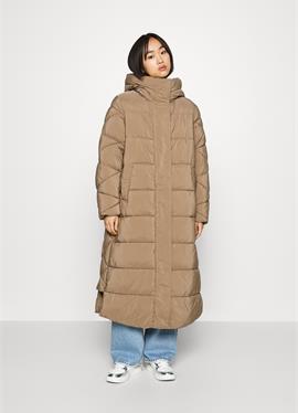 YASLIRO LONG PADDED COAT - зимнее пальто