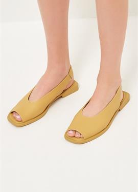 FLAT SOLE - сандалии с ремешком