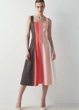 FLARED COLORBLOCK SQUARE NECK - платье