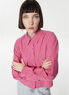 Свободный крой COMFORTABLE CUT шорты - блузка рубашечного покроя