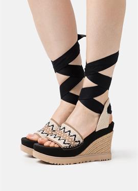 ABBOT ANKLE WRAP - сандалии на высоком каблуке