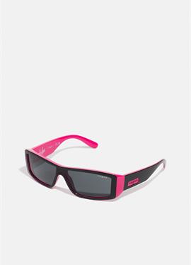 LIMITED EDITION COLOR - HAILEY BIEBER X VOGUE EYEWEAR - солнцезащитные очки